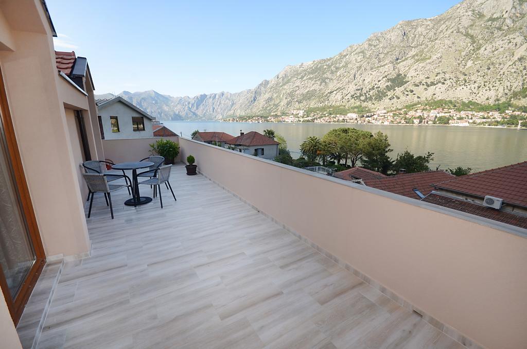 Apartmani Mizdrak Kotor Luaran gambar
