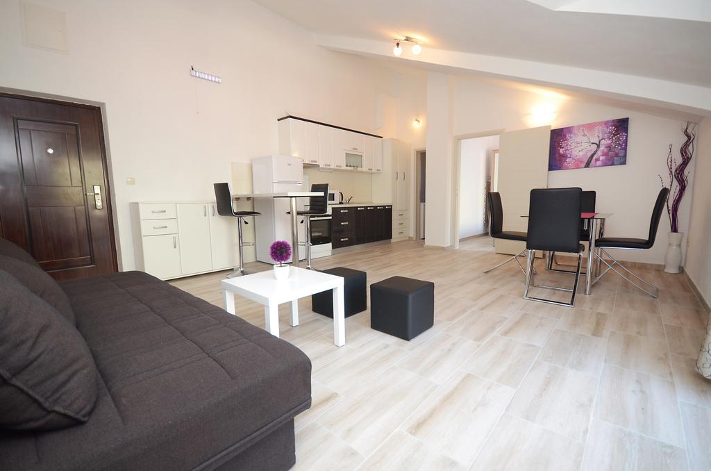 Apartmani Mizdrak Kotor Luaran gambar